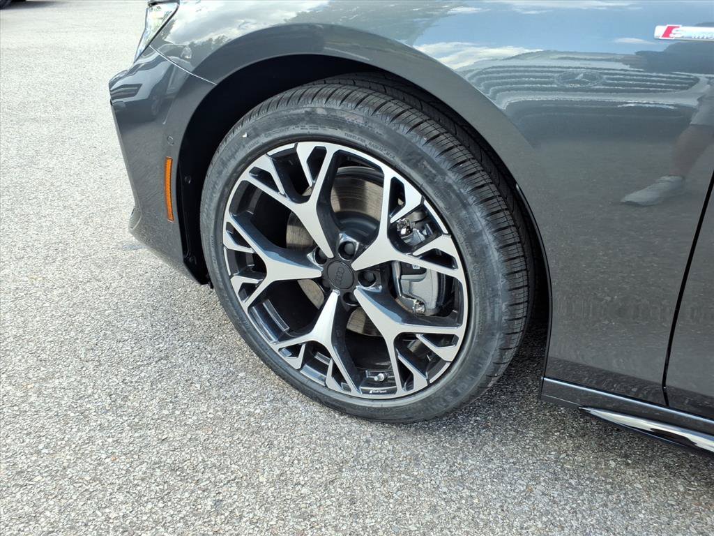 New 2026 Audi A6 Premium Plus AWD/4WD image 9