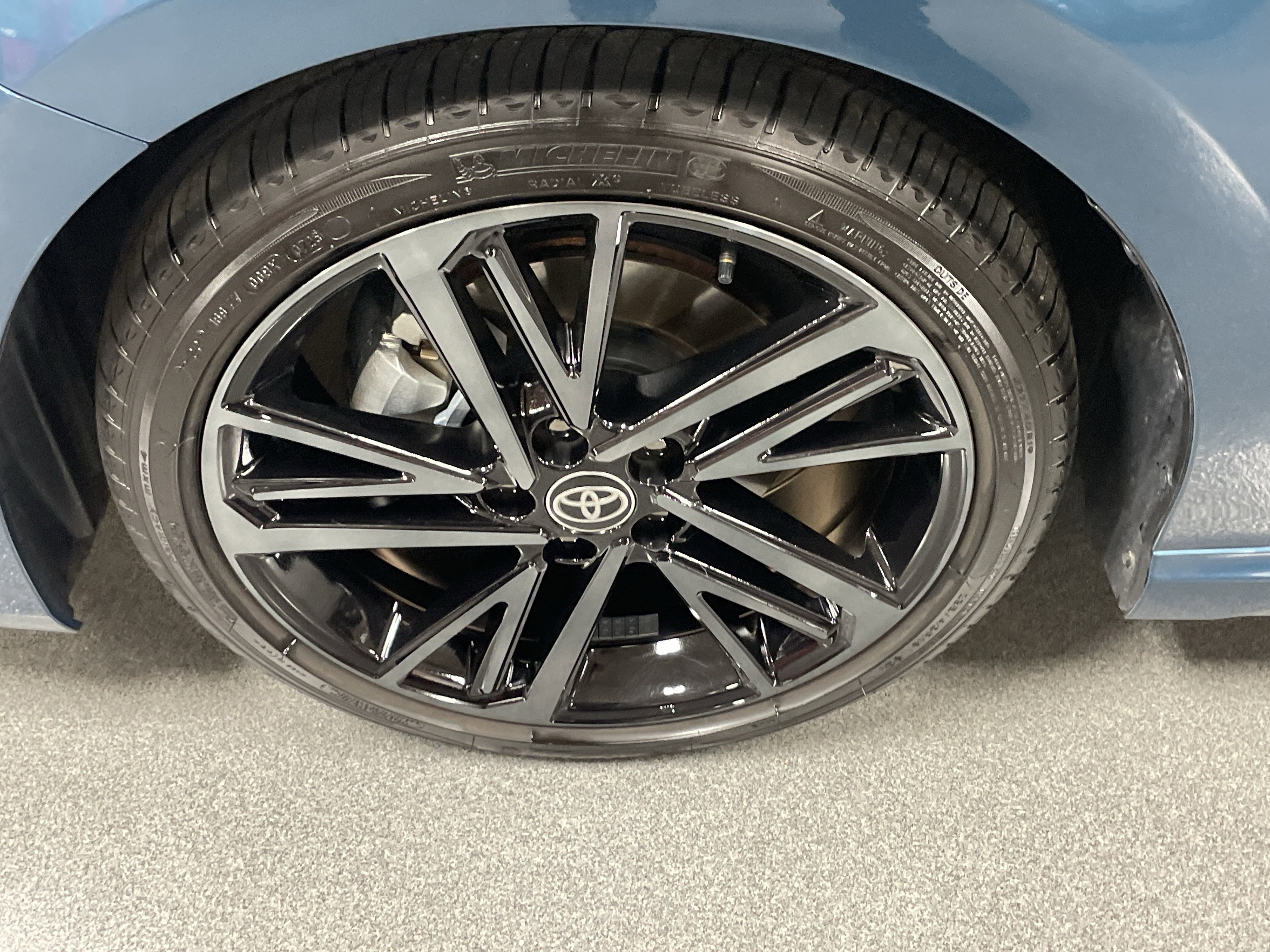 Used 2025 Toyota Camry XSE image 13