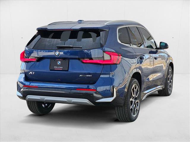 Used 2025 BMW X1 xDrive28i w/ Technology Package image 5
