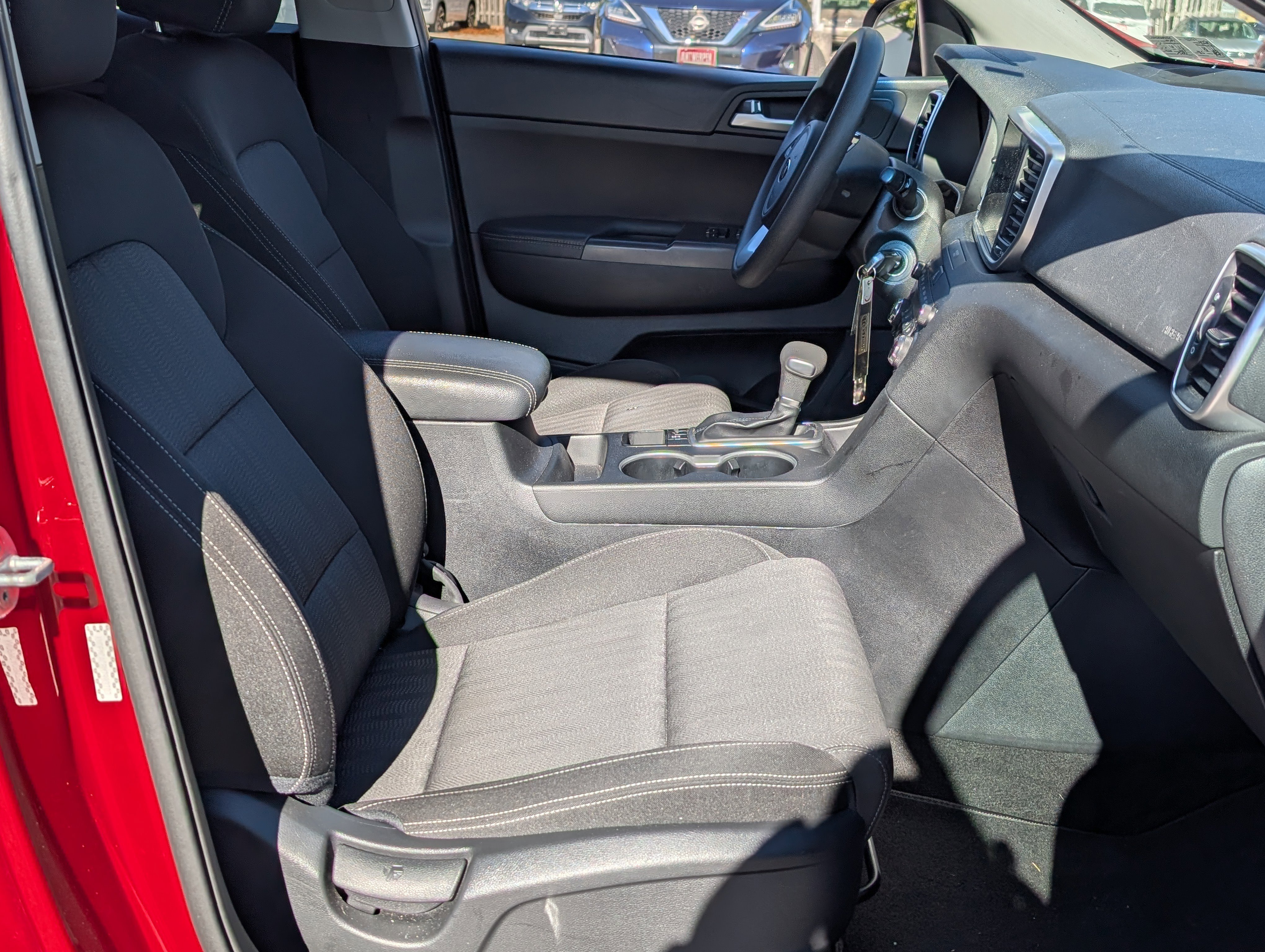 Used 2021 Kia Sportage LX image 11