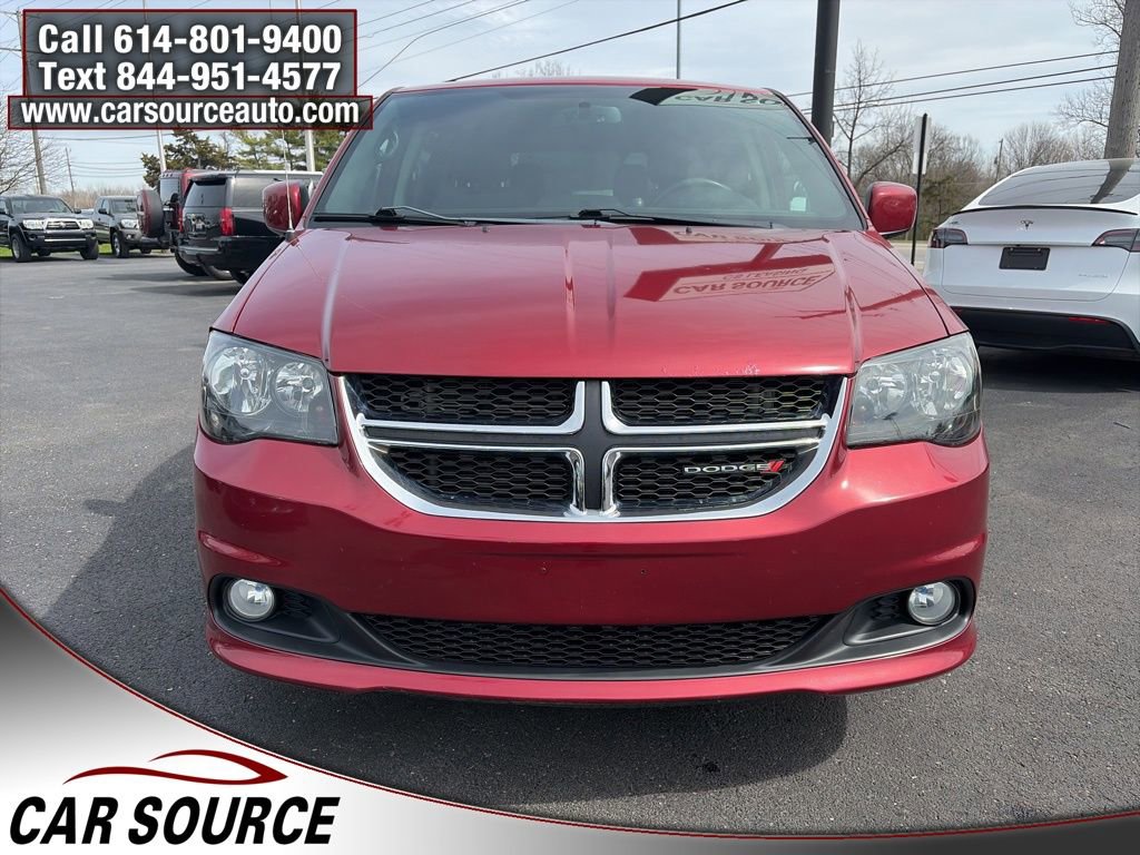 Used 2014 Dodge Grand Caravan SXT image 2