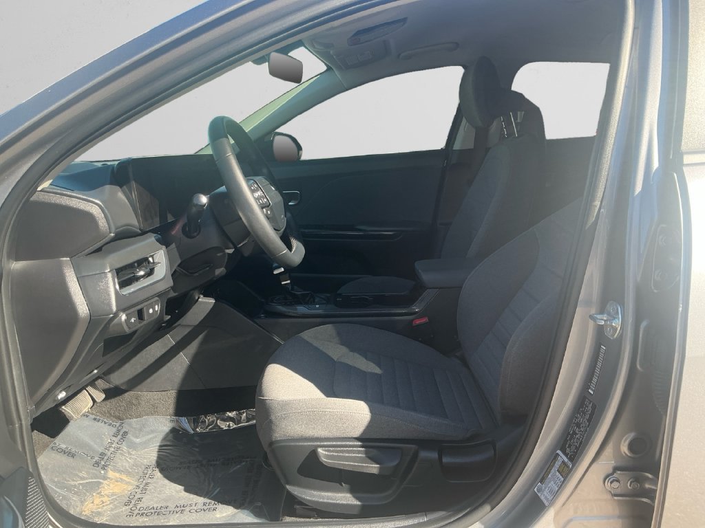 Used 2025 Kia K4 EX FWD image 9