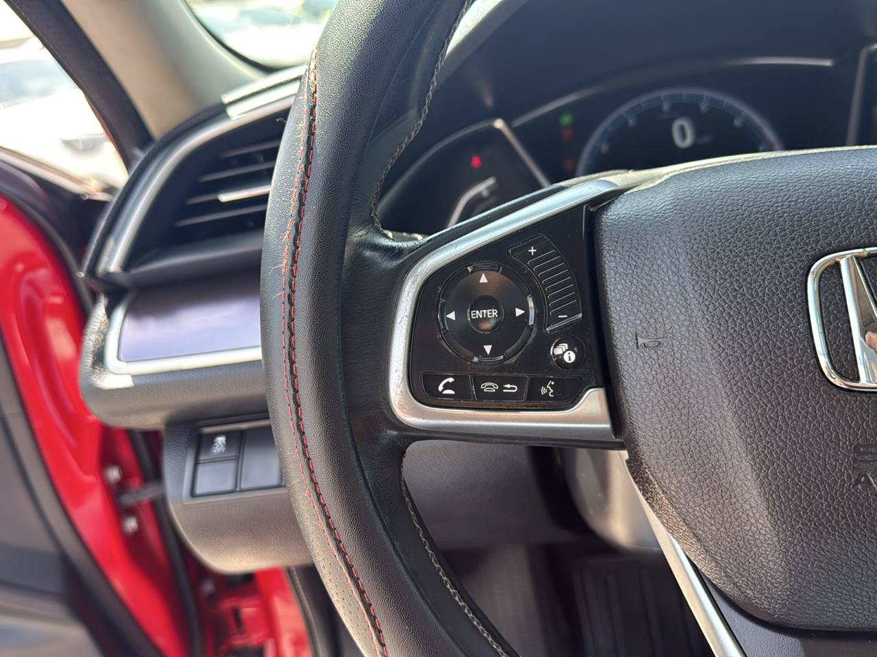 Used 2016 Honda Civic EX-L image 17