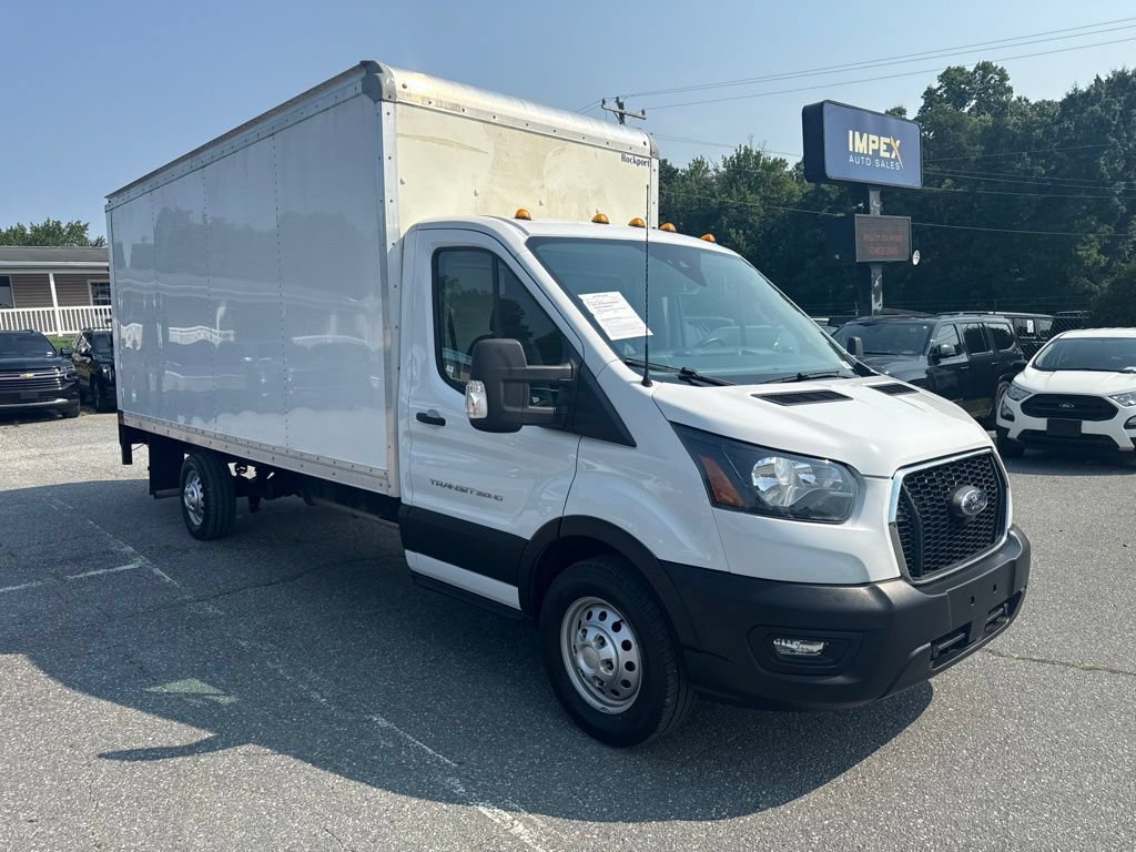 Used 2023 Ford Transit 350 w/ Exterior Upgrade Package RWD image 4