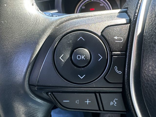 Certified 2021 Toyota Venza LE w/ Carpet Mat Package (TMS) image 31