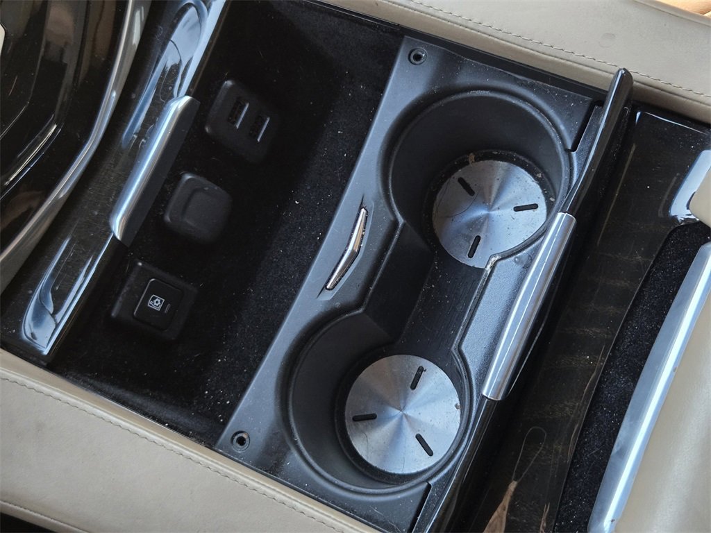 Used 2018 Cadillac Escalade ESV Platinum image 18