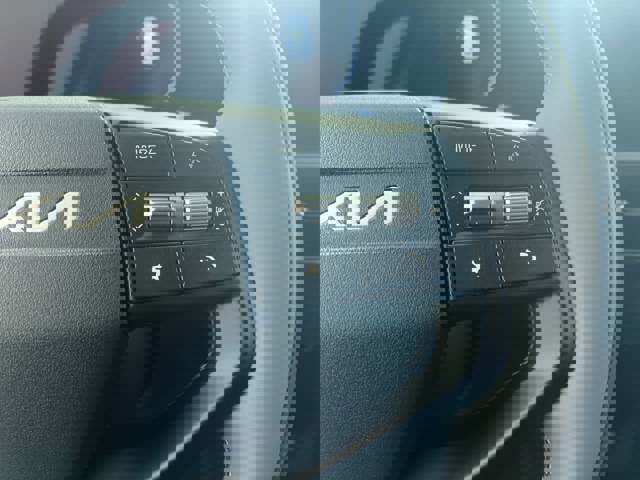 New 2025 Kia EV6 Wind image 19