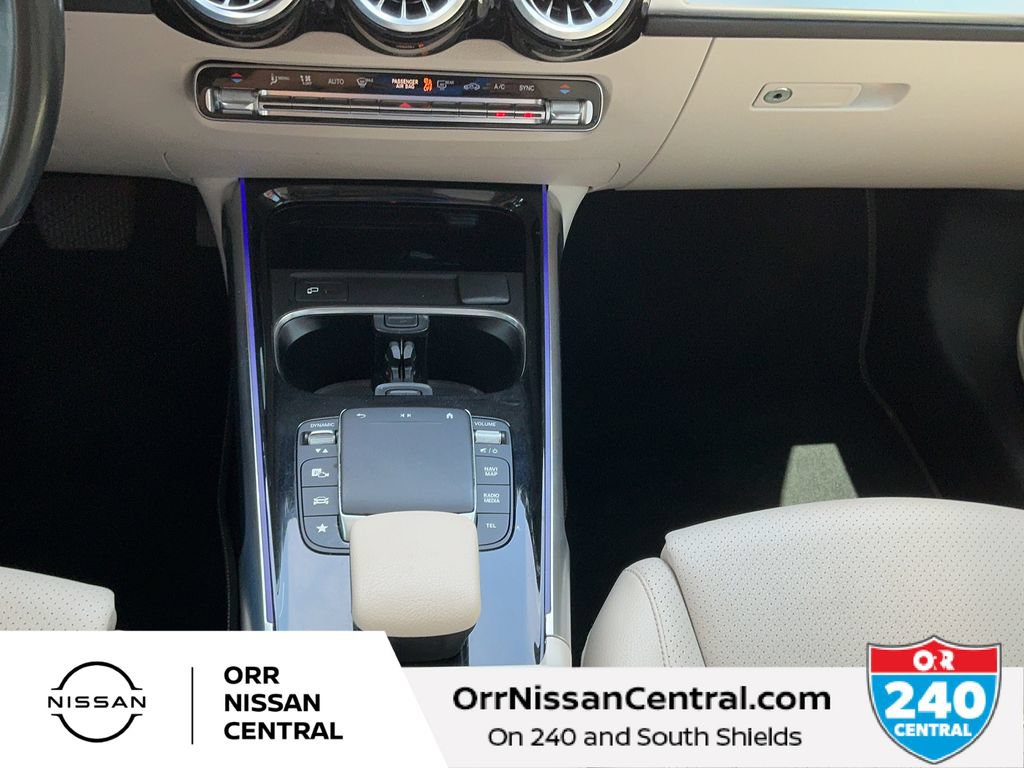 Used 2021 Mercedes-Benz GLB 250 4MATIC image 24