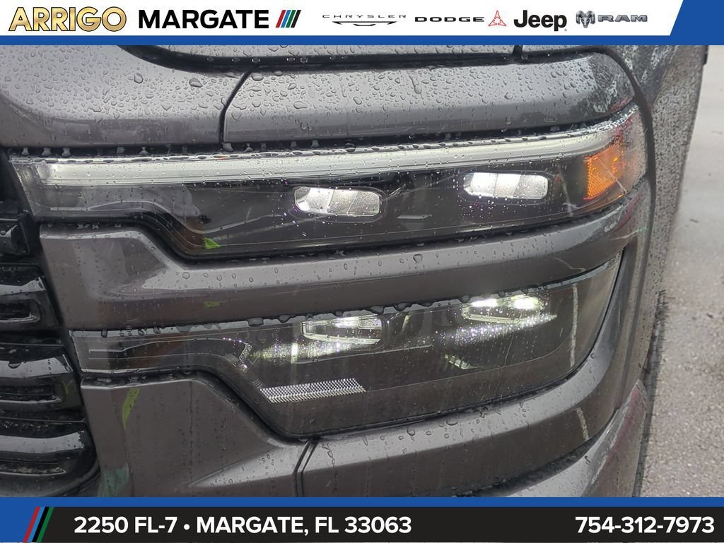 New 2026 RAM 3500 Laramie AWD/4WD image 10