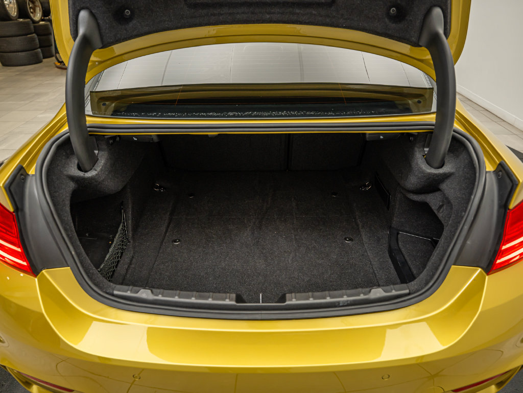 Used 2016 BMW M4 Coupe RWD image 51