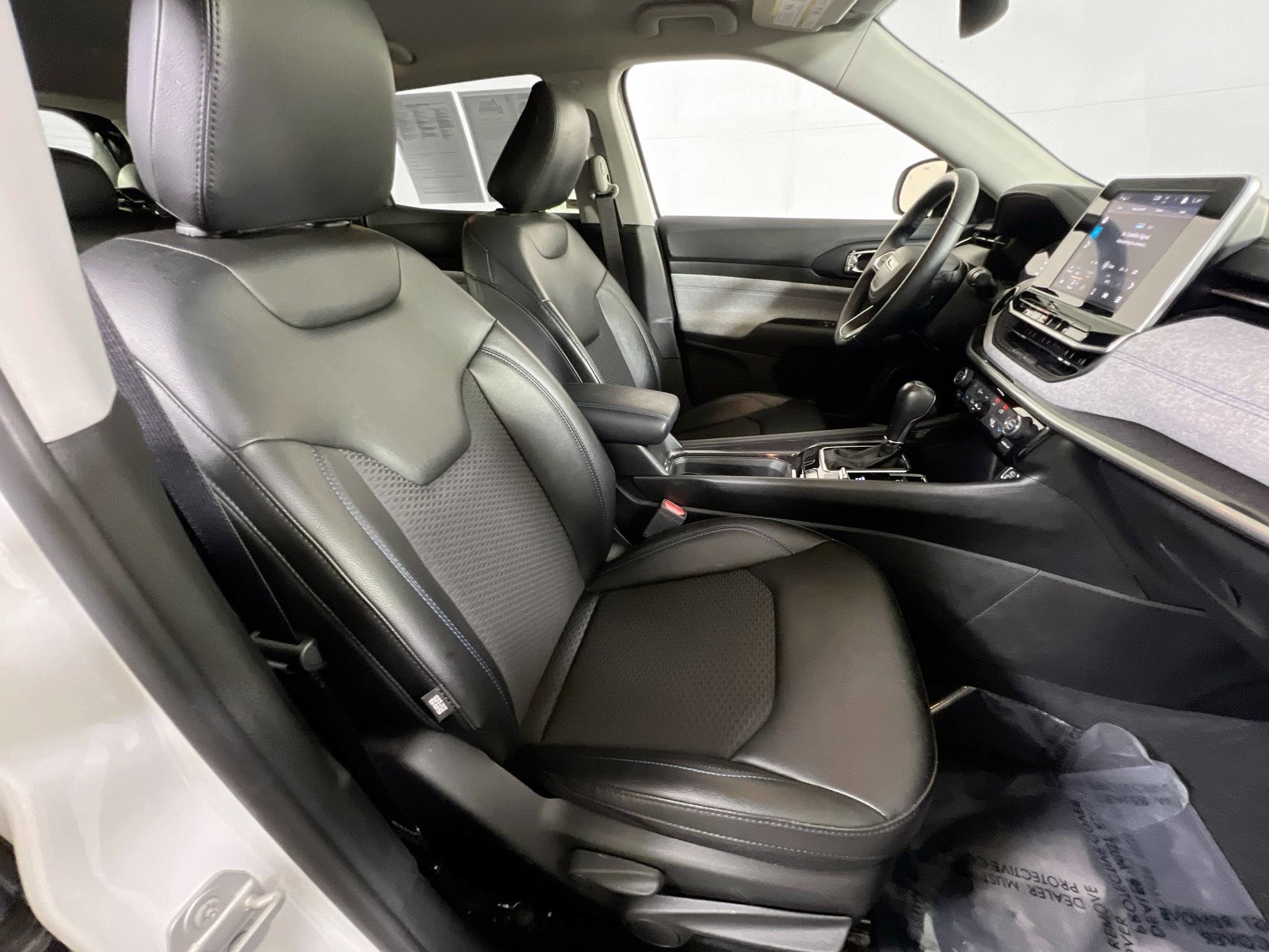 Used 2022 Jeep Compass Latitude w/ Convenience Group image 26