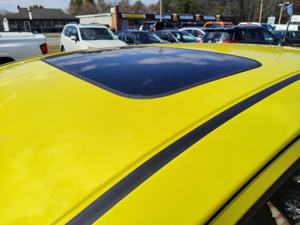 Used 2015 Honda Fit EX image 23