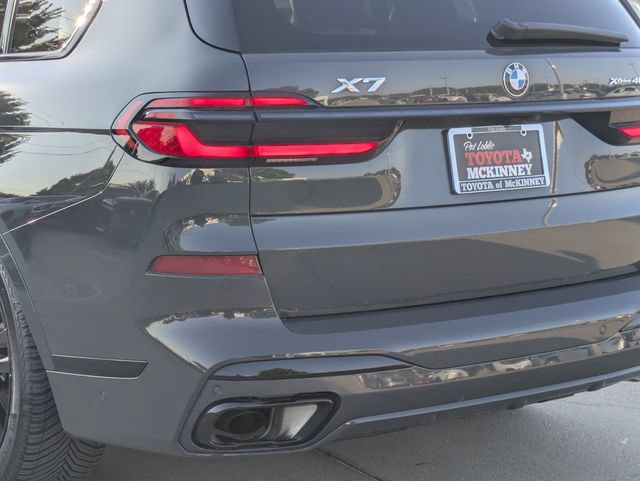 Used 2024 BMW X7 xDrive40i w/ M Sport Package AWD/4WD image 8