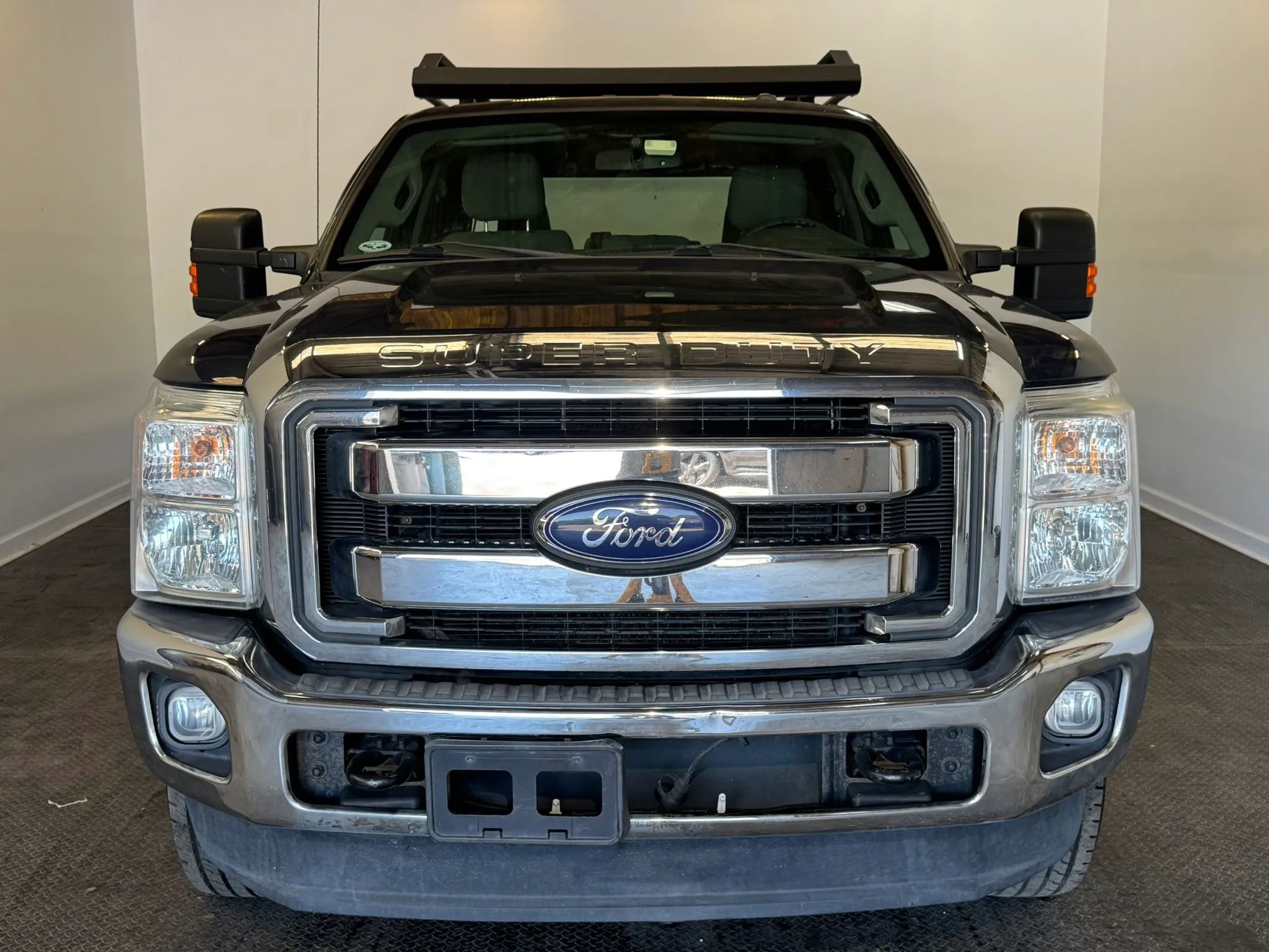Used 2015 Ford F250 XLT w/ Camper Package AWD/4WD image 2