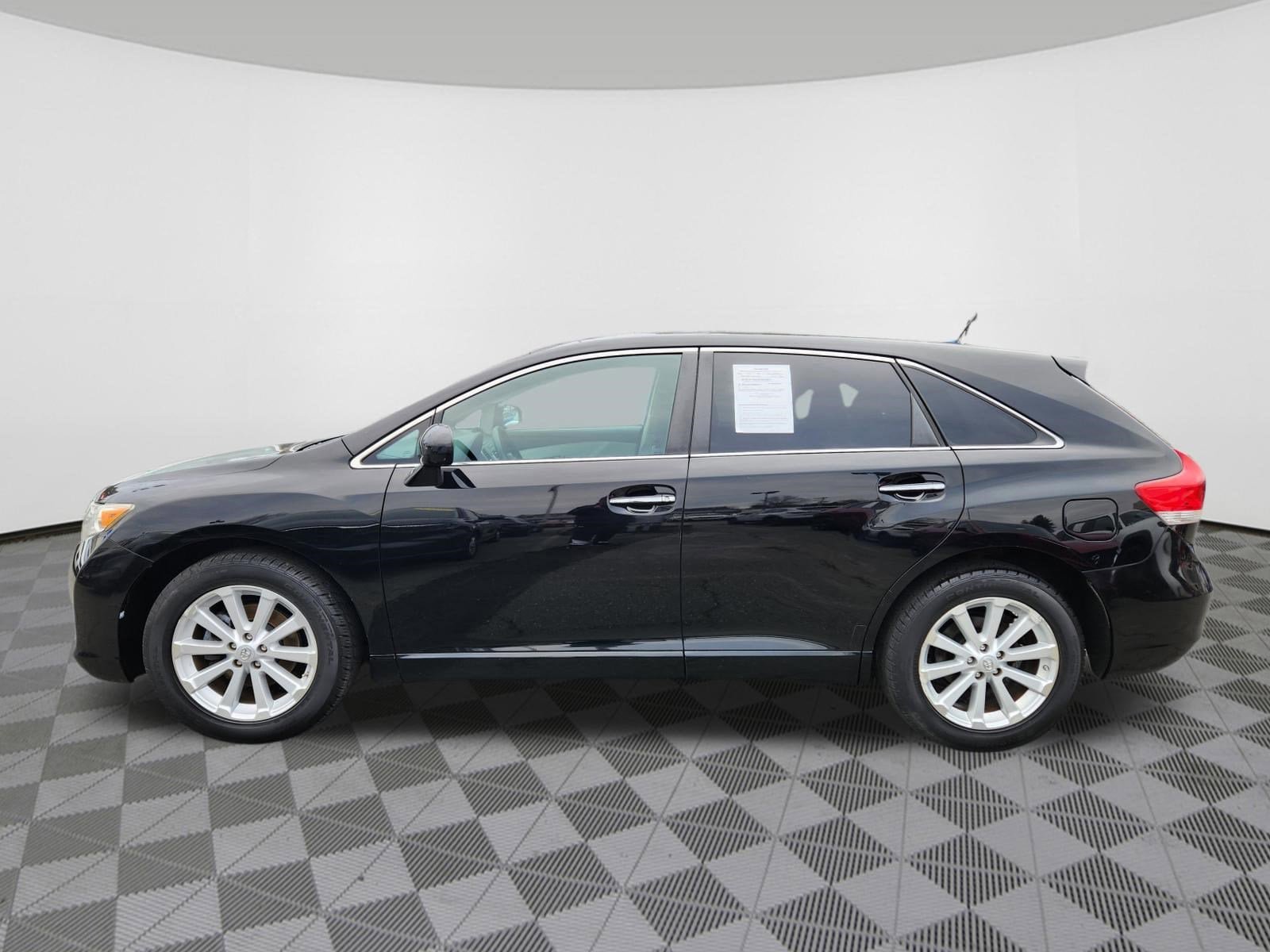 Used 2009 Toyota Venza FWD image 5