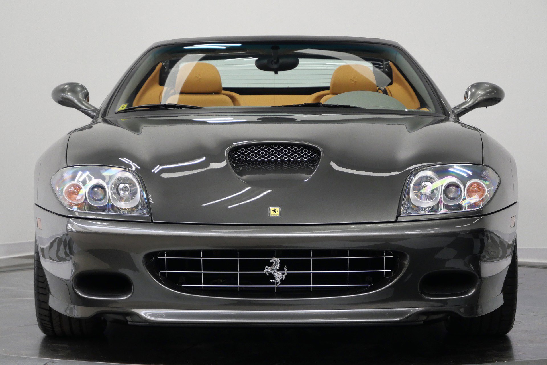 Used 2005 Ferrari 575M Maranello Superamerica RWD image 4