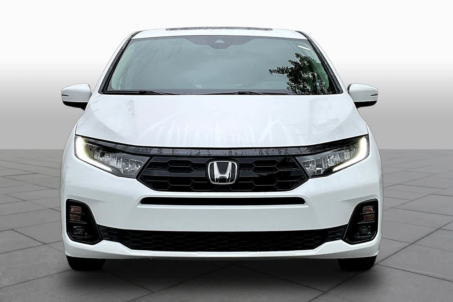 New 2027 Honda Odyssey Elite image 3