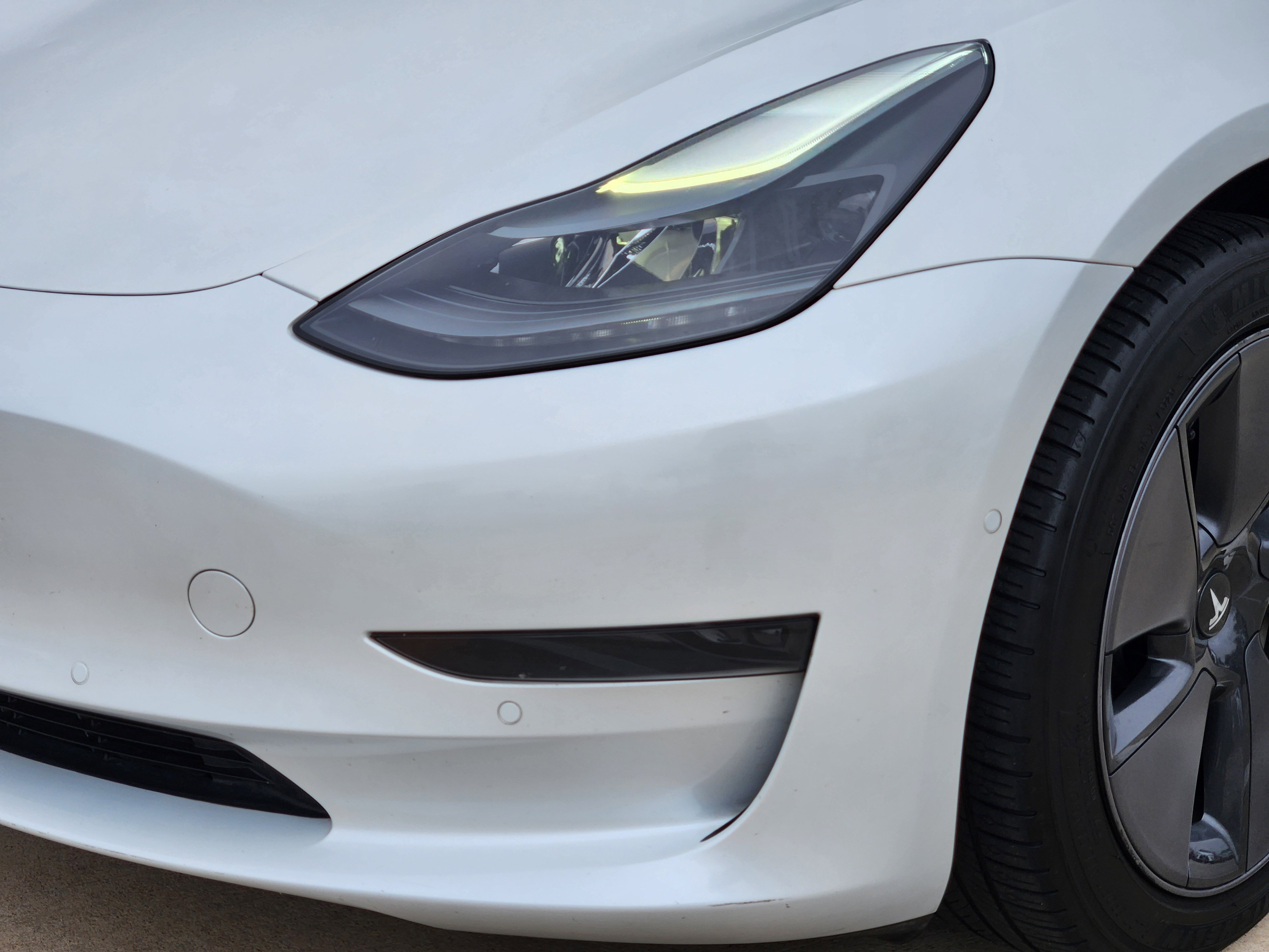 Used 2021 Tesla Model 3 Standard Range Plus image 8