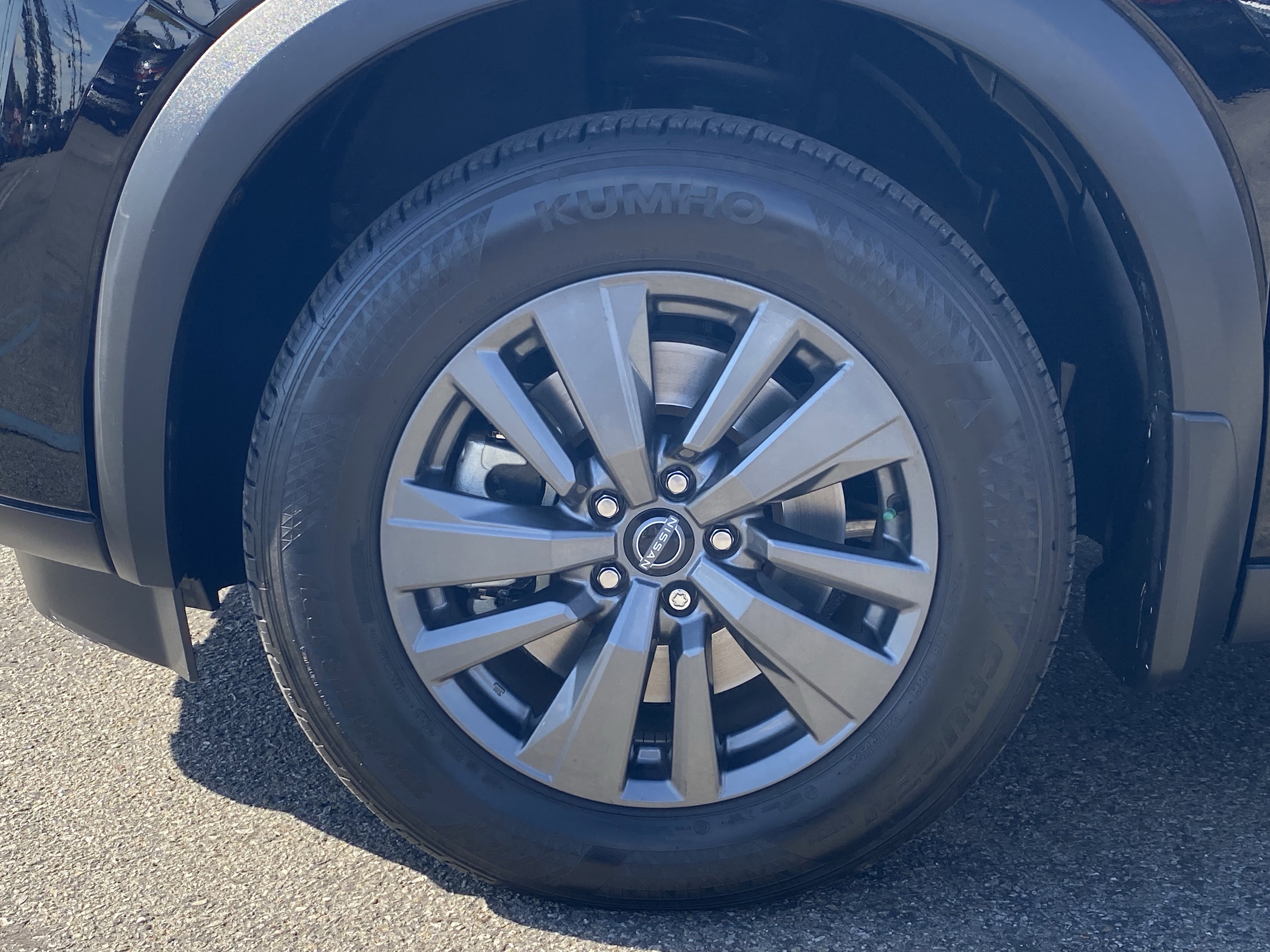 Used 2023 Nissan Pathfinder S image 9