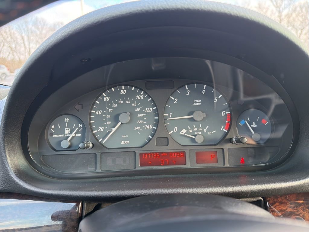 Used 2001 BMW 325Ci Convertible image 20