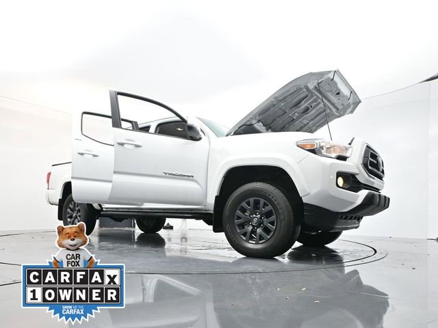 Used 2023 Toyota Tacoma SR5 w/ Technology Package image 38