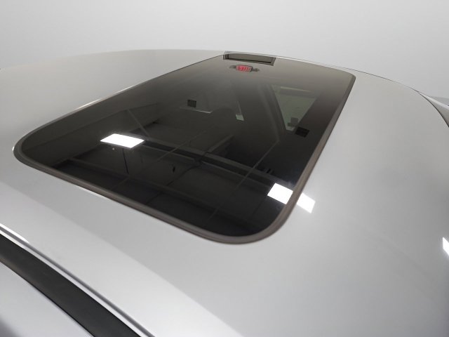 Used 2017 Honda Civic EX-L image 14