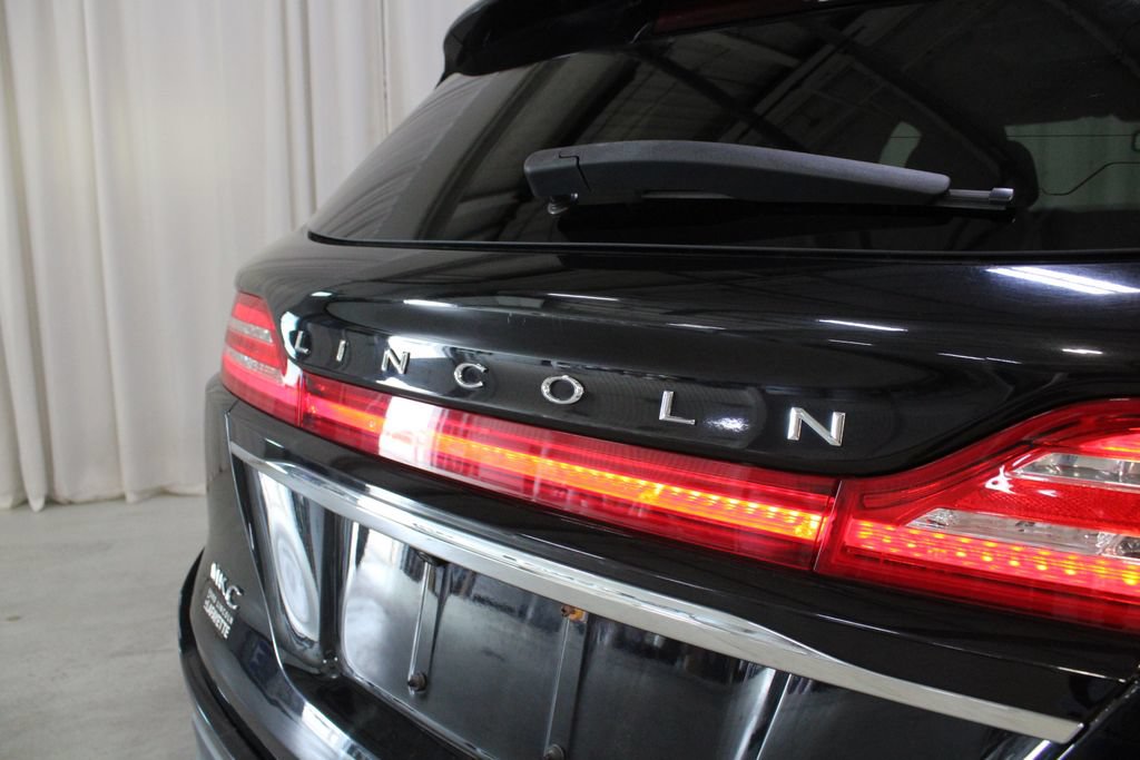 Used 2019 Lincoln MKC Reserve w/ MKC Climate Package AWD/4WD image 32