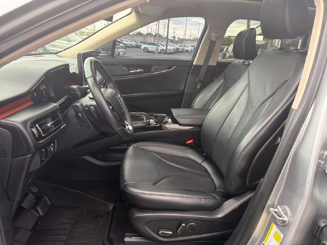 Certified 2023 Lincoln Nautilus Reserve AWD/4WD image 12
