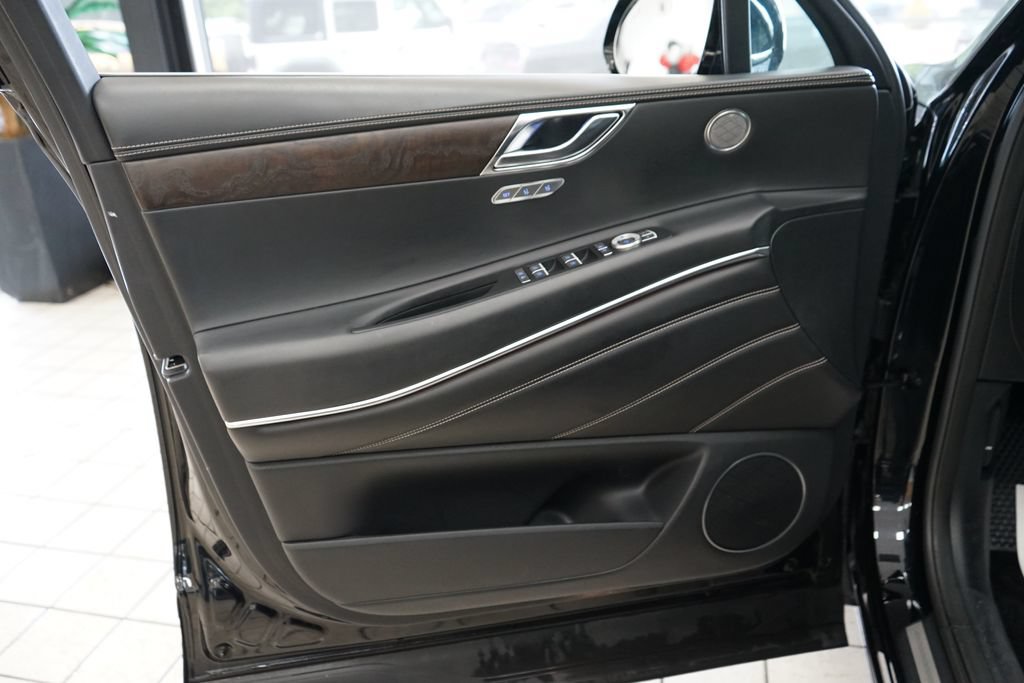 Used 2021 Genesis GV80 2.5T AWD/4WD image 24