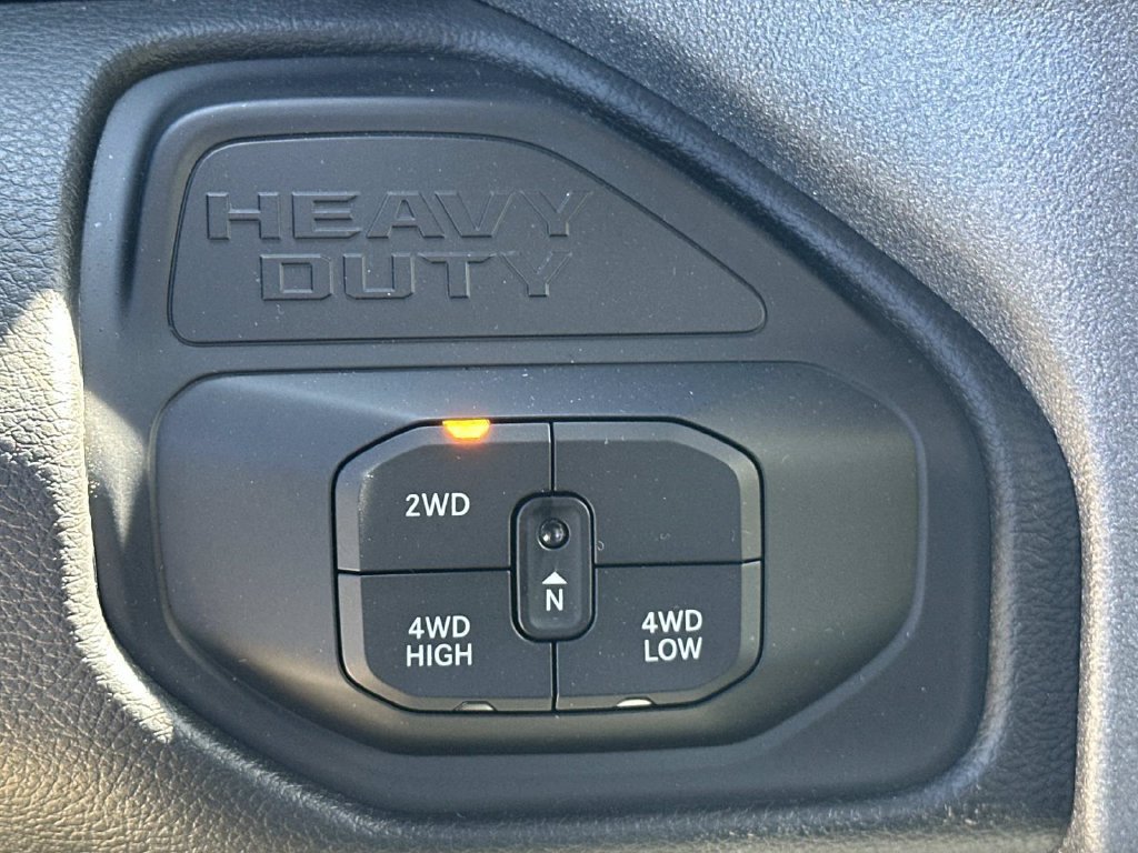 New 2025 RAM 3500 Tradesman AWD/4WD image 21
