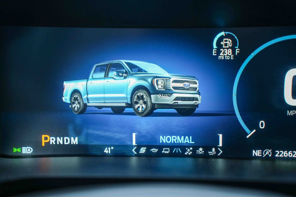 Used 2023 Ford F150 Lariat w/ Equipment Group 502A High image 33