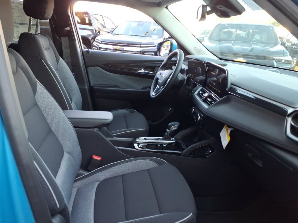 New 2026 Chevrolet TrailBlazer LT w/ Convenience Package AWD/4WD image 18
