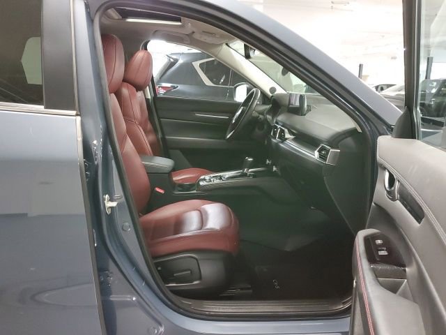 Used 2023 MAZDA CX-5 Carbon Edition image 26