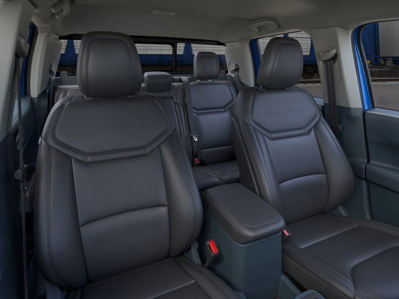 New 2026 Ford Maverick Lariat w/ Black Appearance Package image 10