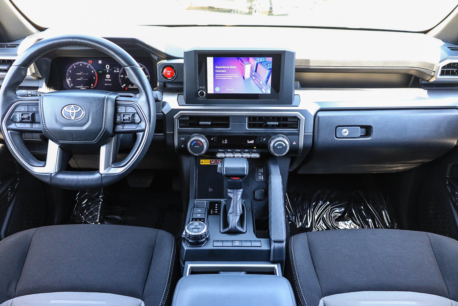 Certified 2025 Toyota 4Runner TRD Off-Road AWD/4WD image 14