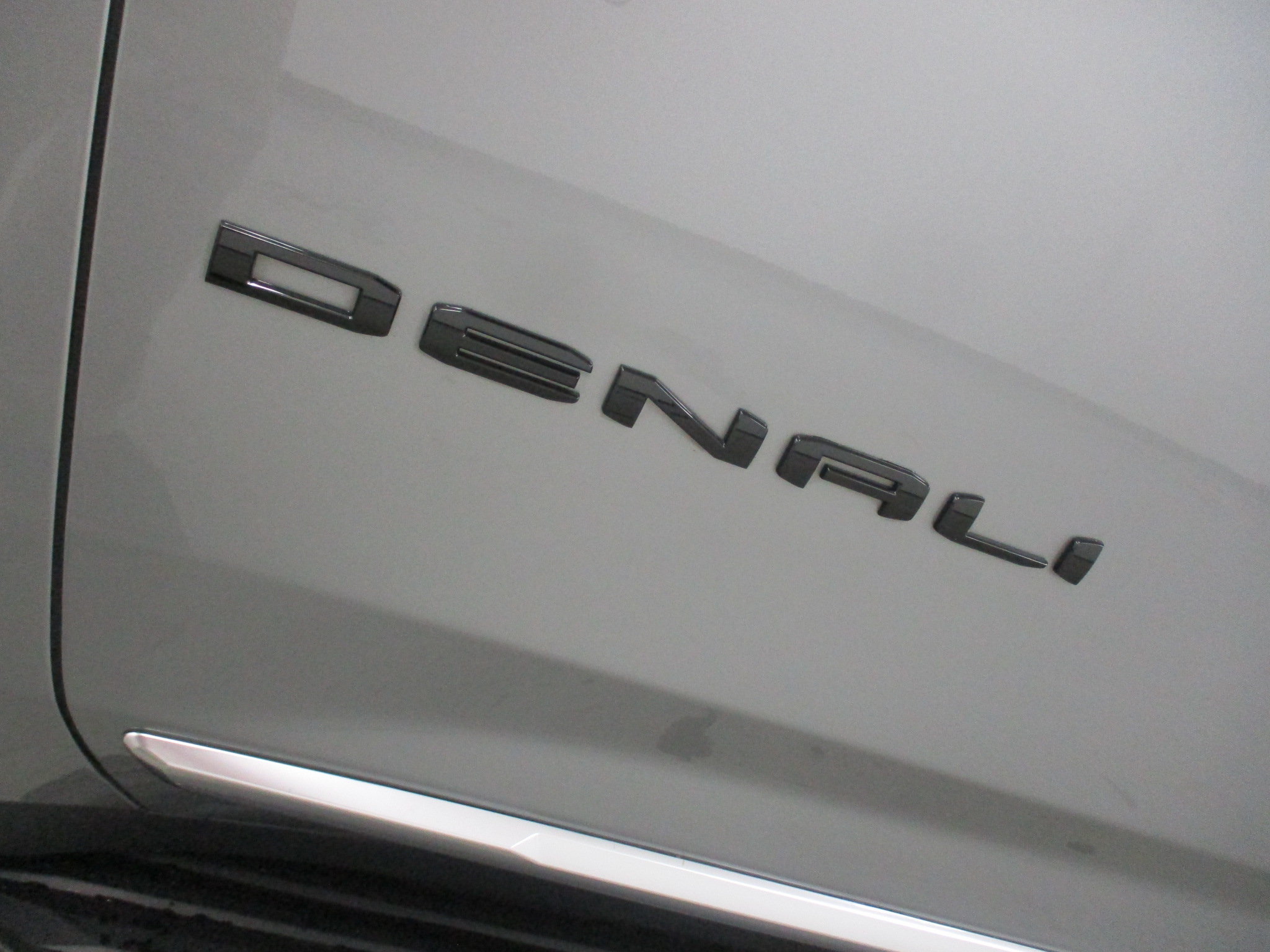 Certified 2023 GMC Yukon XL Denali AWD/4WD image 5