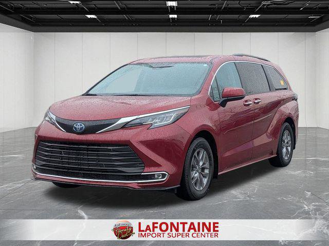 Certified 2023 Toyota Sienna XLE