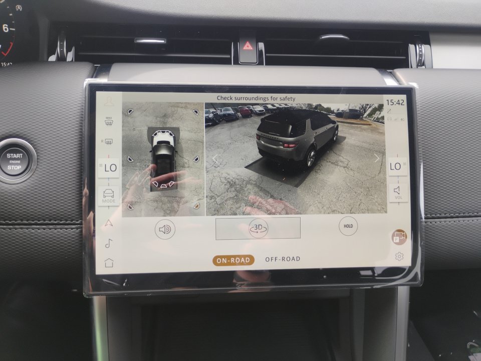 New 2026 Land Rover Discovery Sport Landmark AWD/4WD image 19