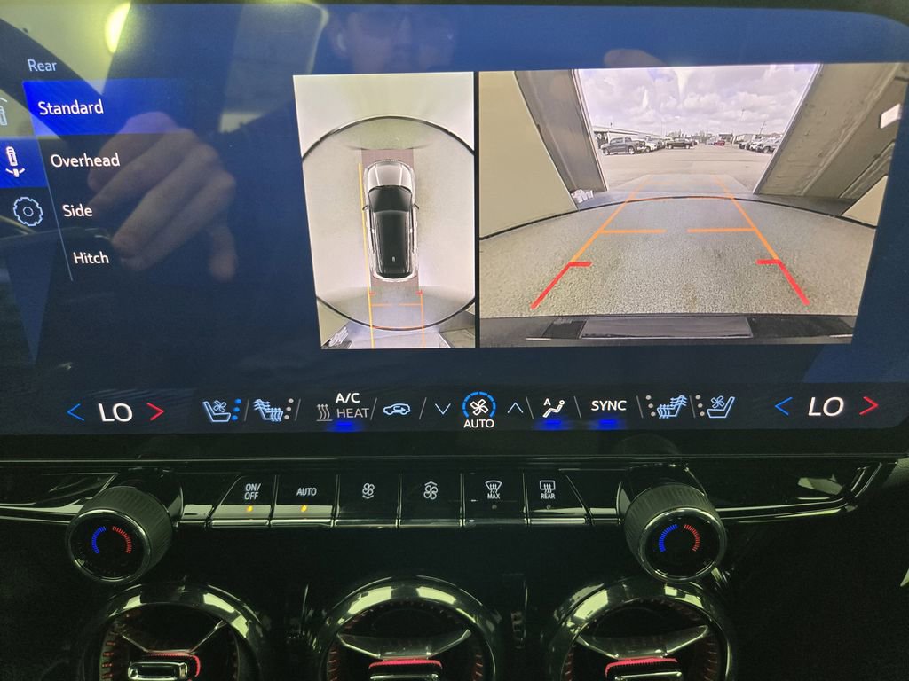 New 2025 Chevrolet Blazer EV RS image 19