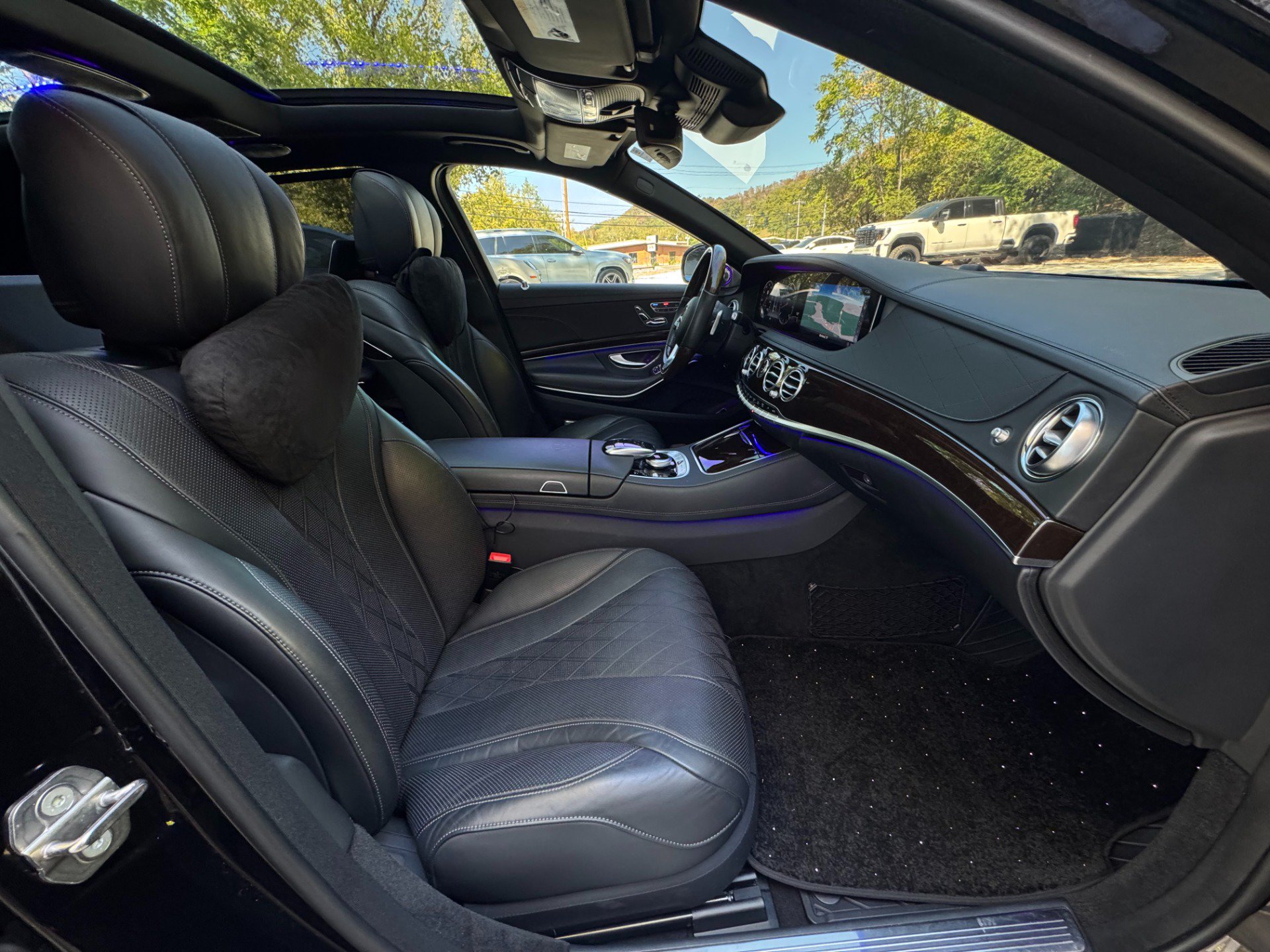 Used 2020 Mercedes-Benz Maybach S 650 image 15