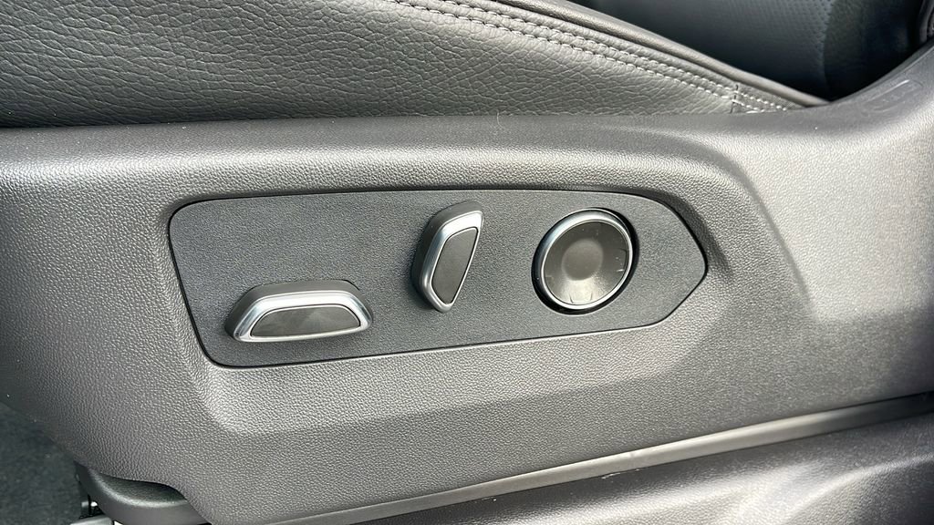 New 2026 GMC Sierra 1500 Denali w/ Denali Reserve Package image 15