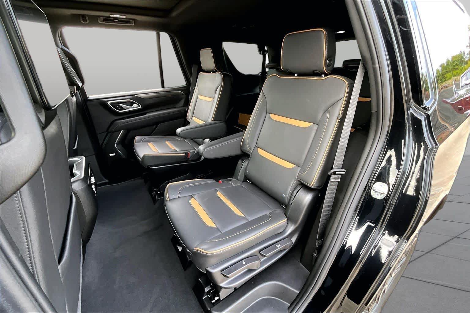 Used 2024 GMC Yukon AT4 AWD/4WD image 21