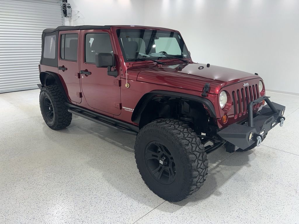 Used 2012 Jeep Wrangler Unlimited Rubicon w/ Connectivity Group image 7