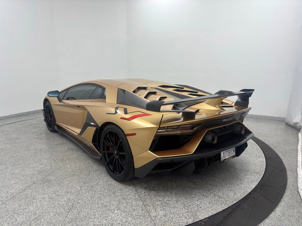 Used 2019 Lamborghini Aventador SVJ image 8