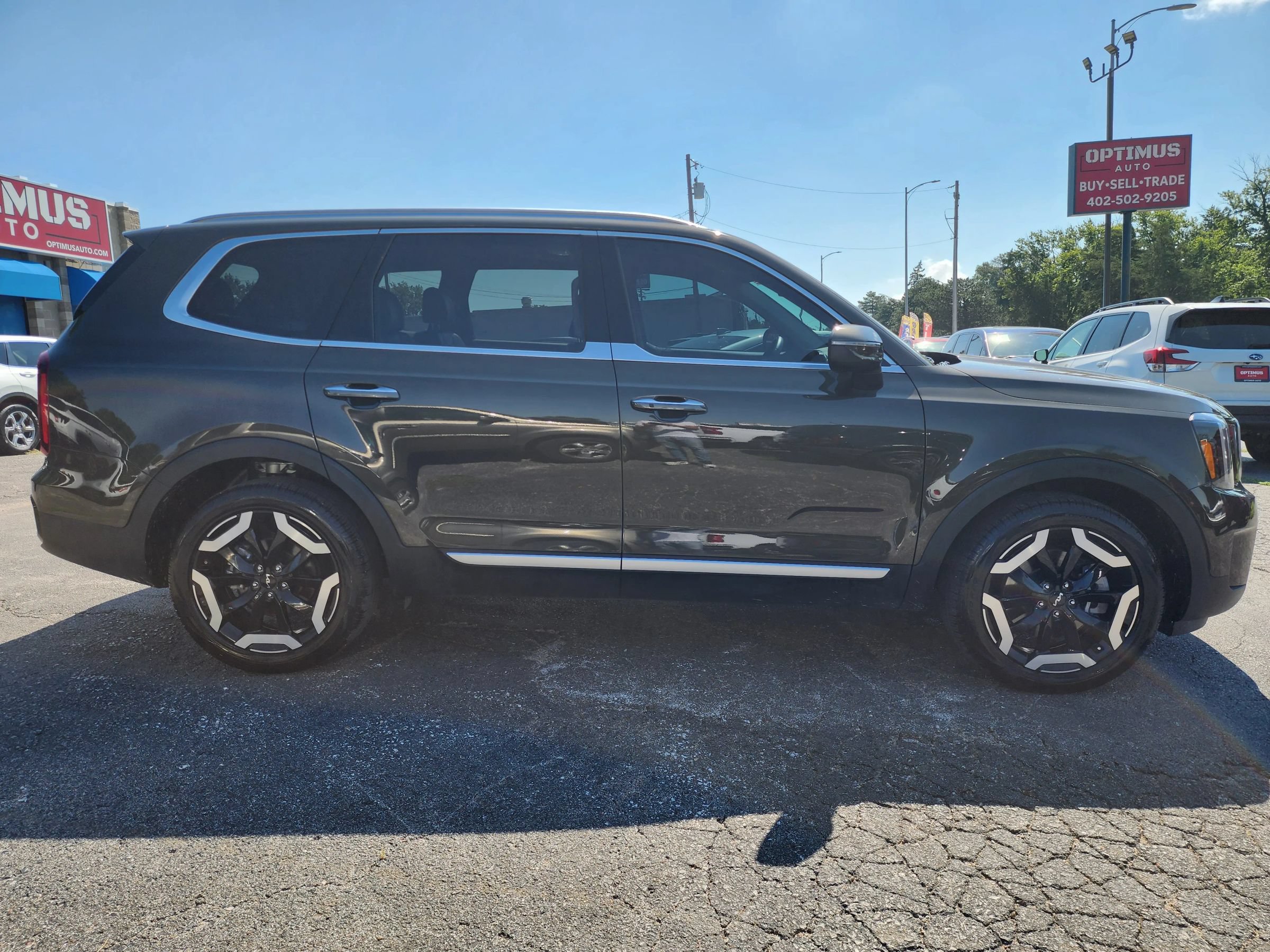 Used 2024 Kia Telluride S w/ S Sunroof Package AWD/4WD image 8