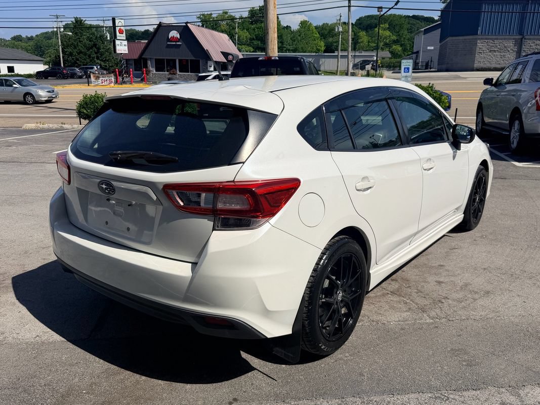 Used 2017 Subaru Impreza 2.0i AWD/4WD image 6