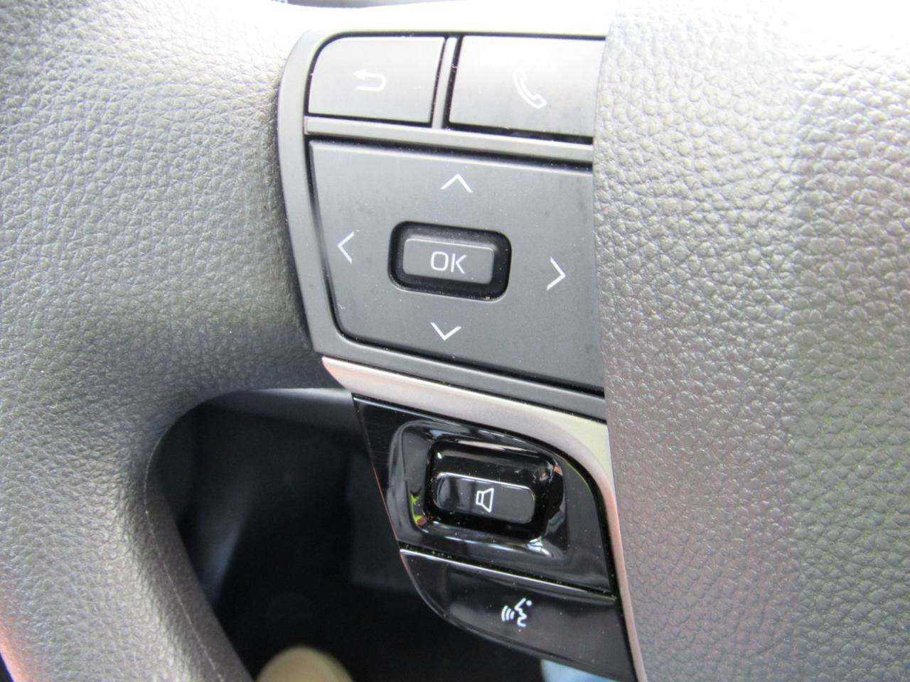 Used 2026 Toyota Camry LE FWD image 20
