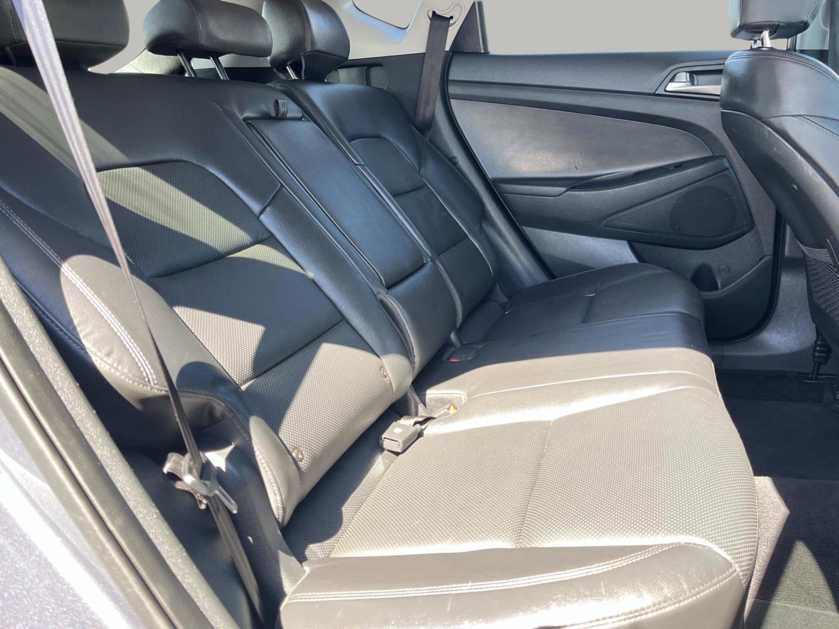 Used 2019 Hyundai Tucson Limited FWD image 16