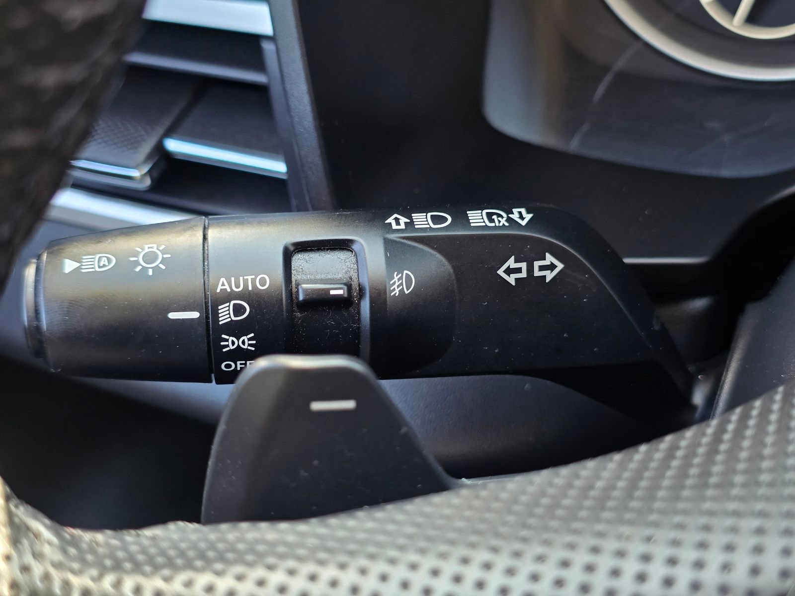 Used 2024 Mitsubishi Outlander SE FWD image 32