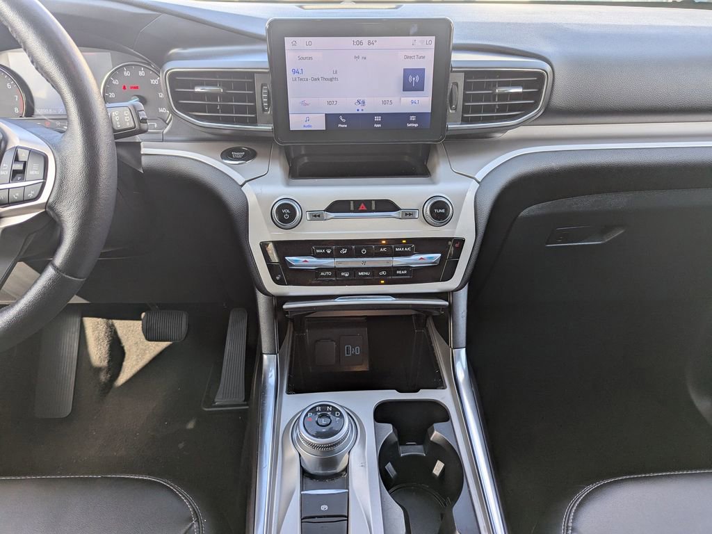 Used 2024 Ford Explorer XLT w/ Equipment Group 202A image 13